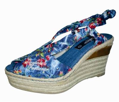 Espadrilles_mit_BLumendruck_blau_ Dockers